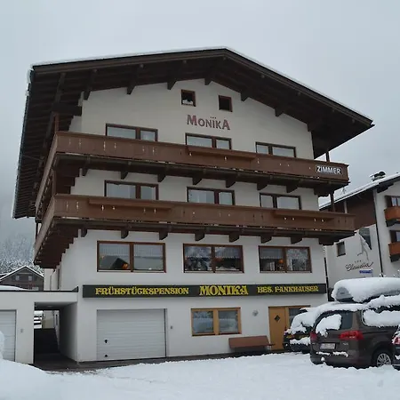 Panzió Gastehaus Monika Mayrhofen